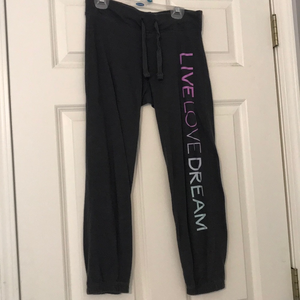 Aeropostale Live Love Dream Grey Cropped joggers